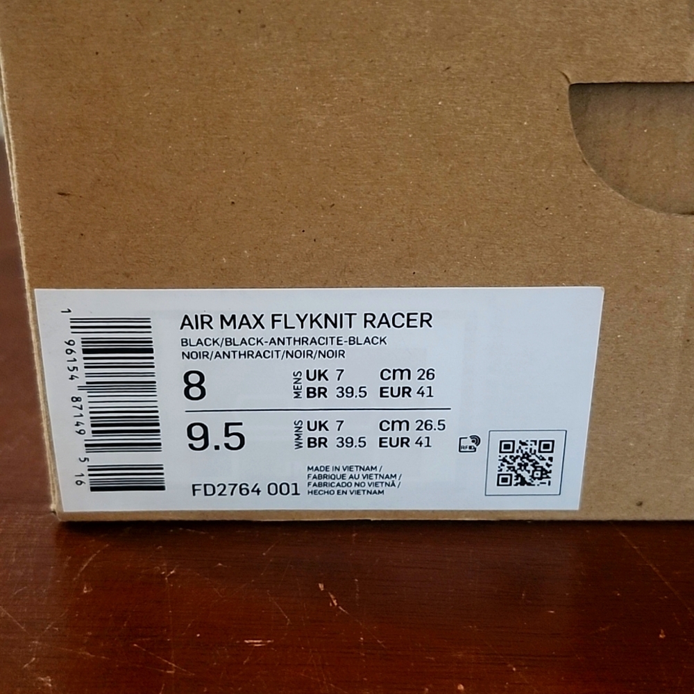 Air Max Flyknit Racer - Picture 3 of 3